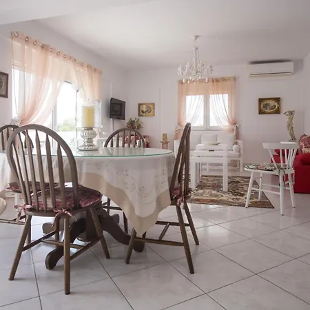 La Maison De Campagne... Appartamento